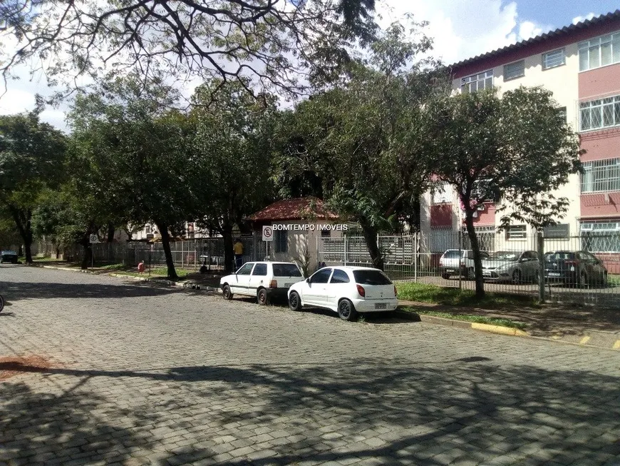 Foto 1 de Apartamento com 2 Quartos à venda, 56m² em Humaitá, Porto Alegre