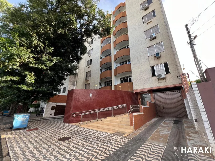 Foto 1 de Apartamento com 2 Quartos à venda, 70m² em Zona 07, Maringá