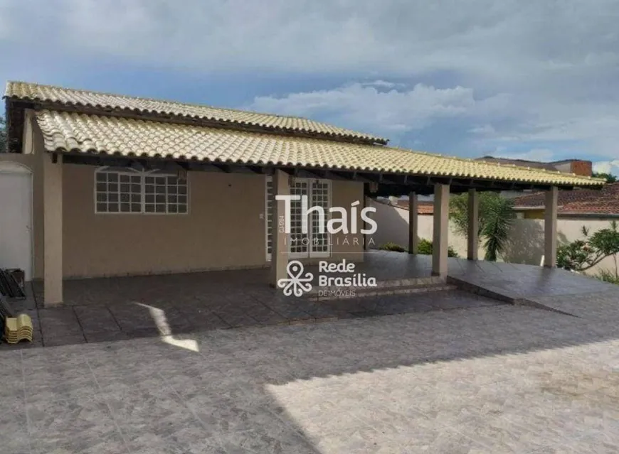 Foto 1 de Casa com 3 Quartos à venda, 250m² em Setor Habitacional Samambaia, Vicente Pires