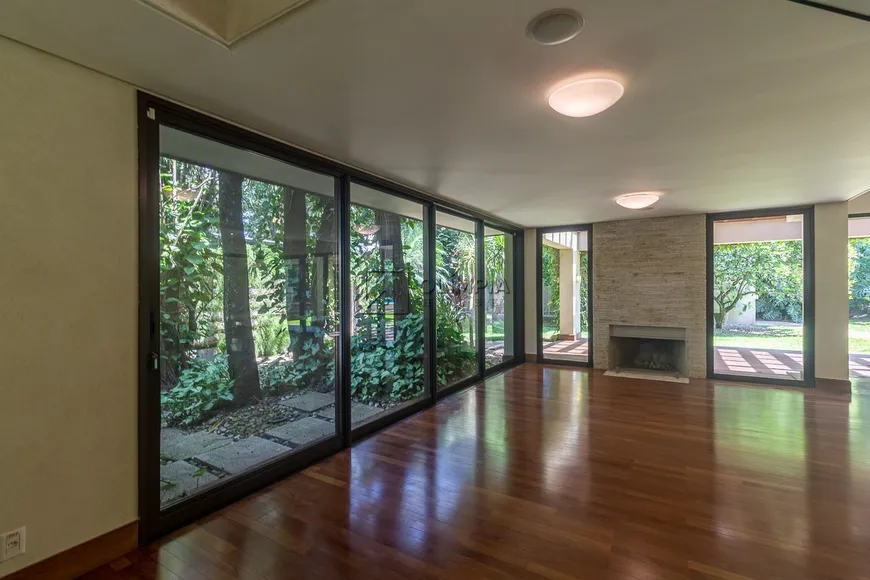 Foto 1 de Casa com 5 Quartos à venda, 1019m² em Alto de Pinheiros, São Paulo