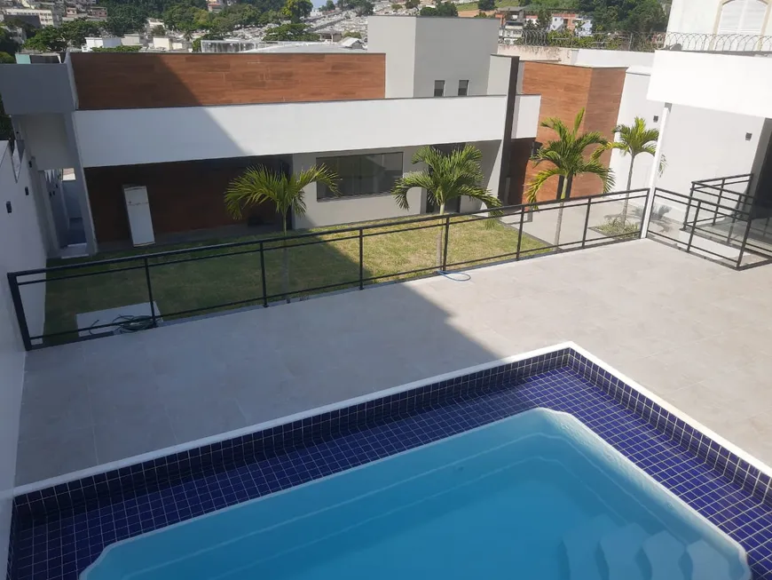 Foto 1 de Casa com 4 Quartos à venda, 736m² em Jardim Guanabara, Rio de Janeiro