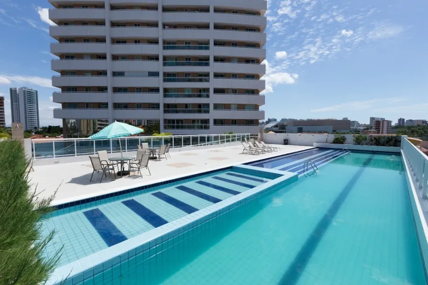 Foto 1 de Apartamento com 3 Quartos para alugar, 72m² em Guararapes, Fortaleza