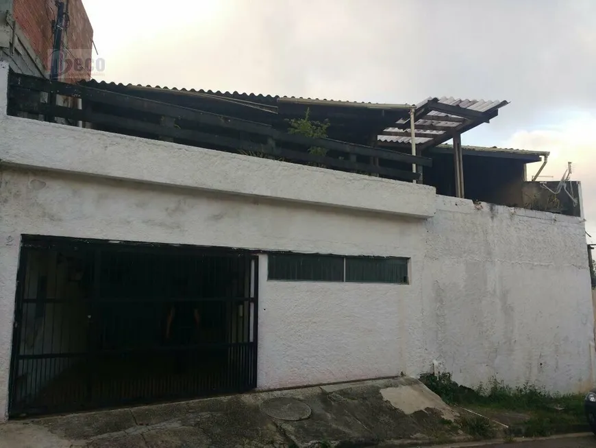 Foto 1 de Casa com 3 Quartos à venda, 117m² em Vila Curuçá, São Paulo