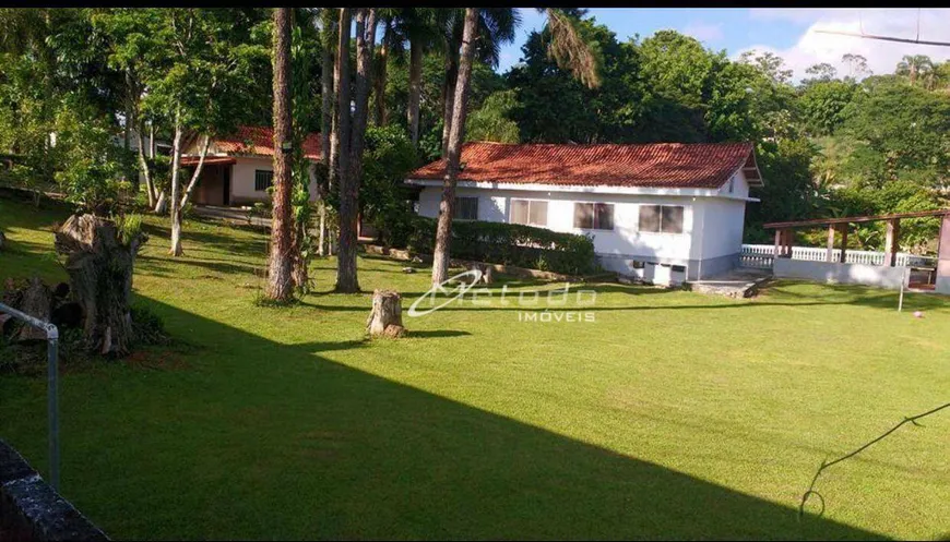 Foto 1 de Fazenda/Sítio com 5 Quartos à venda, 400m² em Parque Agrinco , Guararema