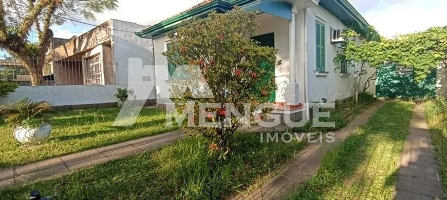 Foto 1 de Casa com 3 Quartos à venda, 240m² em Jardim Lindóia, Porto Alegre