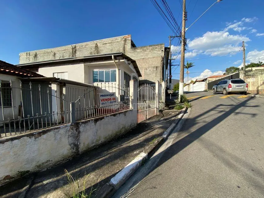 Foto 1 de Lote/Terreno à venda, 300m² em Vila Santo Antônio do Portão, Cotia