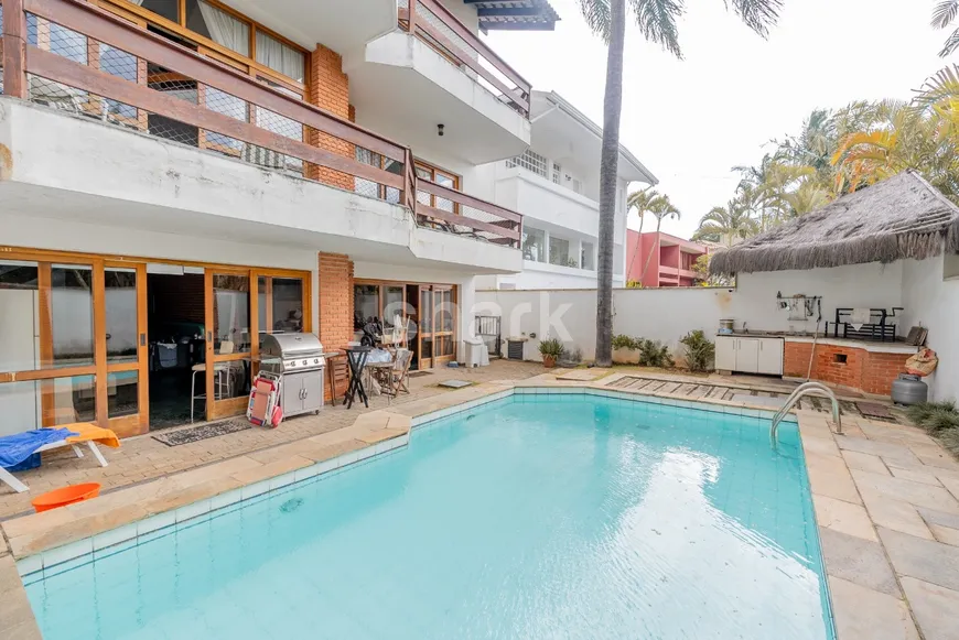 Foto 1 de Casa de Condomínio com 3 Quartos à venda, 390m² em Res.Tres Alphaville, Santana de Parnaíba