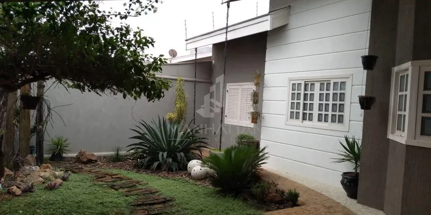 Foto 1 de Casa com 3 Quartos à venda, 250m² em Parque Residencial Jaguari, Americana