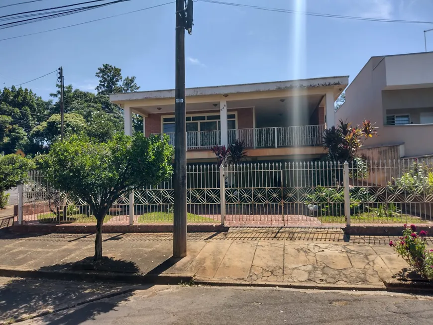 Foto 1 de Casa com 3 Quartos à venda, 330m² em Jardim Bela Vista III, Cosmópolis