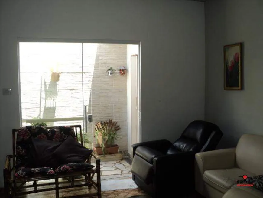 Foto 1 de Casa com 3 Quartos à venda, 145m² em Centro, Boituva