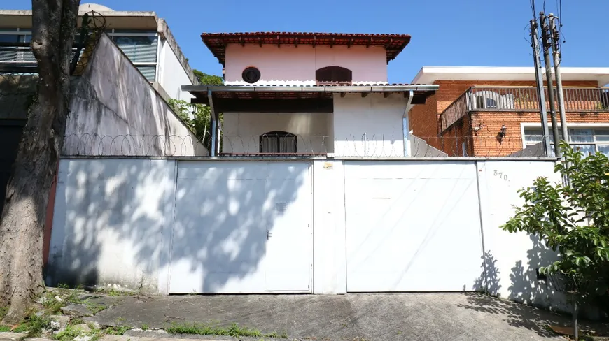 Foto 1 de Casa com 4 Quartos à venda, 332m² em Jardim Leonor, São Paulo