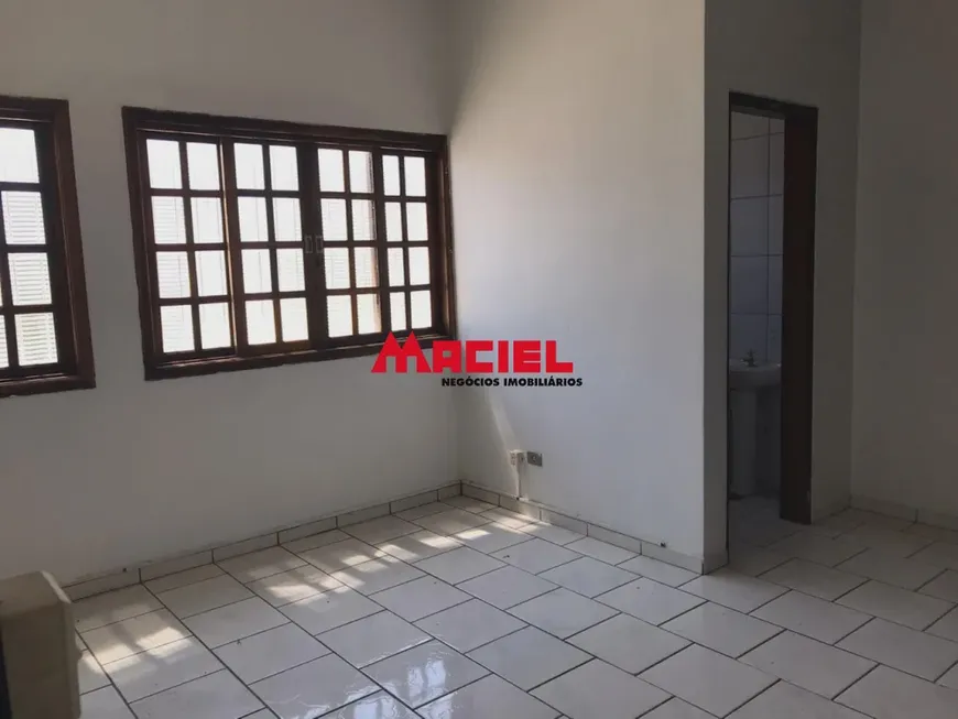 Foto 1 de Casa com 3 Quartos à venda, 218m² em Vila Martinez, Jacareí