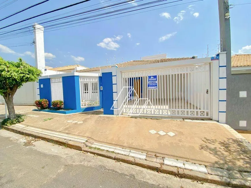 Foto 1 de Casa com 4 Quartos à venda, 199m² em Jardim Jequitibá, Marília