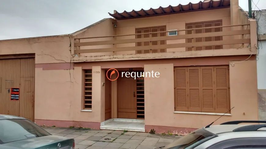 Foto 1 de Casa com 4 Quartos à venda, 372m² em Porto, Pelotas