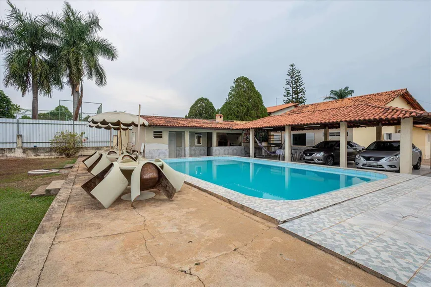 Foto 1 de Casa com 4 Quartos à venda, 600m² em Lago Sul, Brasília