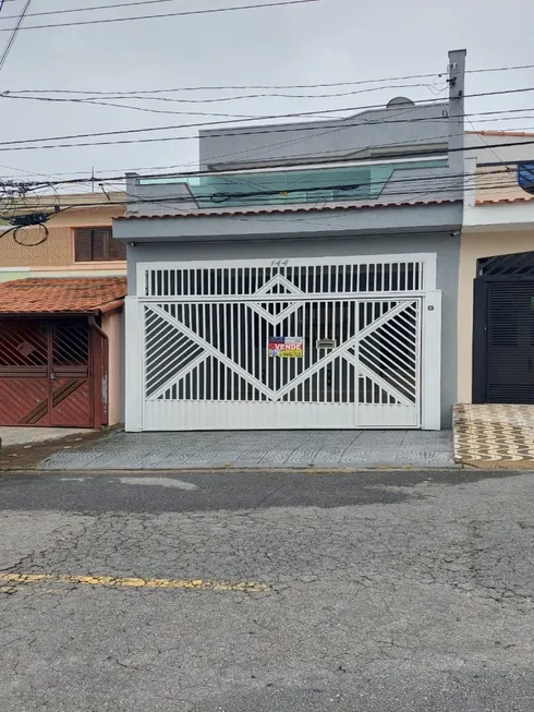 Foto 1 de Sobrado com 3 Quartos à venda, 171m² em Jardim Jamaica, Santo André