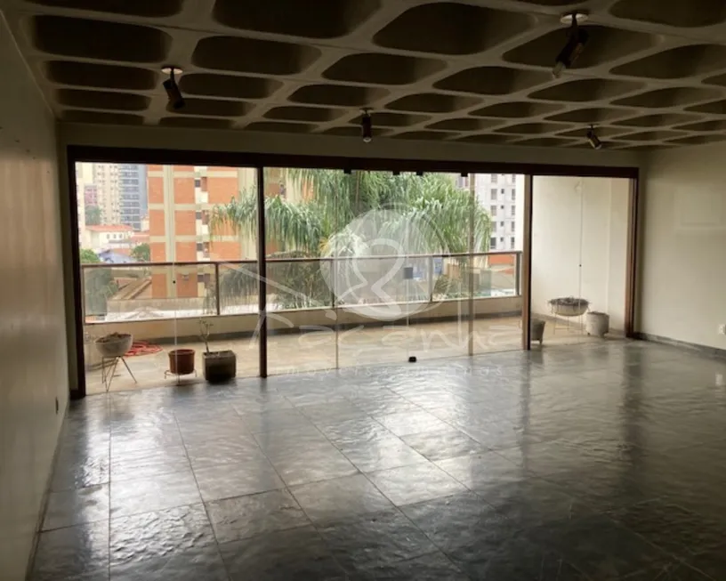 Foto 1 de Apartamento com 3 Quartos à venda, 208m² em Cambuí, Campinas