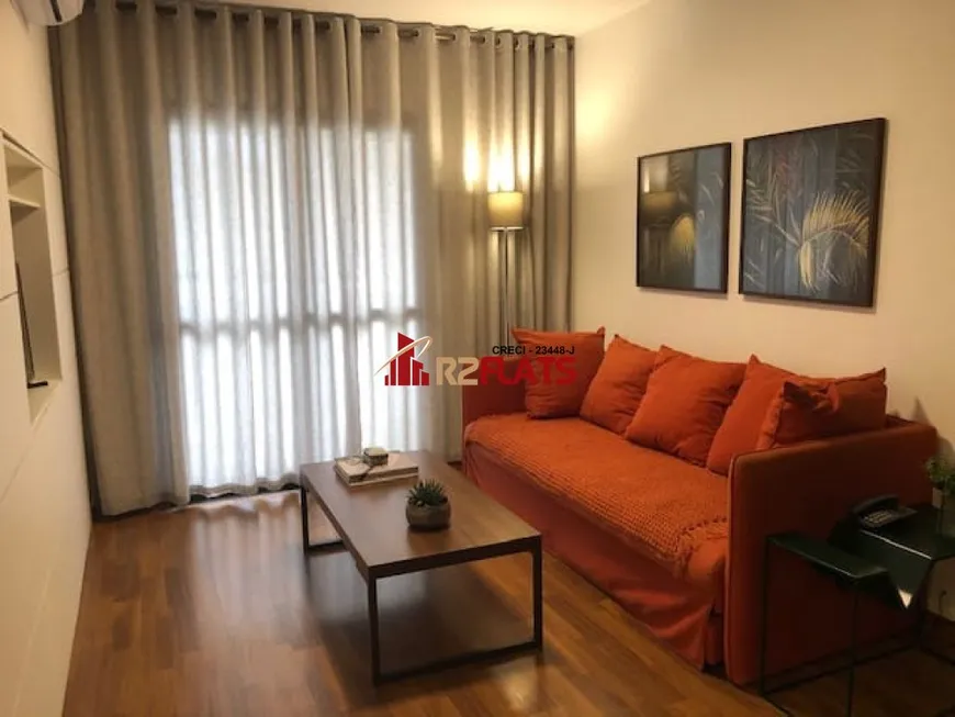 Foto 1 de Flat com 1 Quarto para alugar, 45m² em Jardins, São Paulo