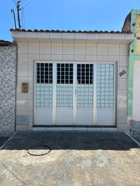 Foto 1 de Casa com 2 Quartos à venda, 90m² em Ponta da Terra, Maceió