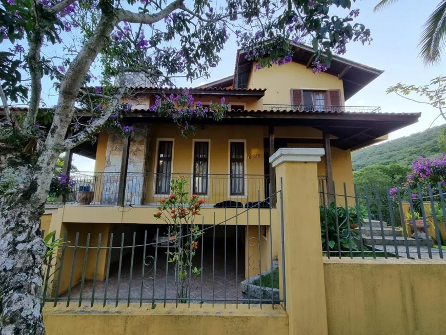 Foto 1 de Casa com 4 Quartos à venda, 295m² em Lagoa da Conceição, Florianópolis