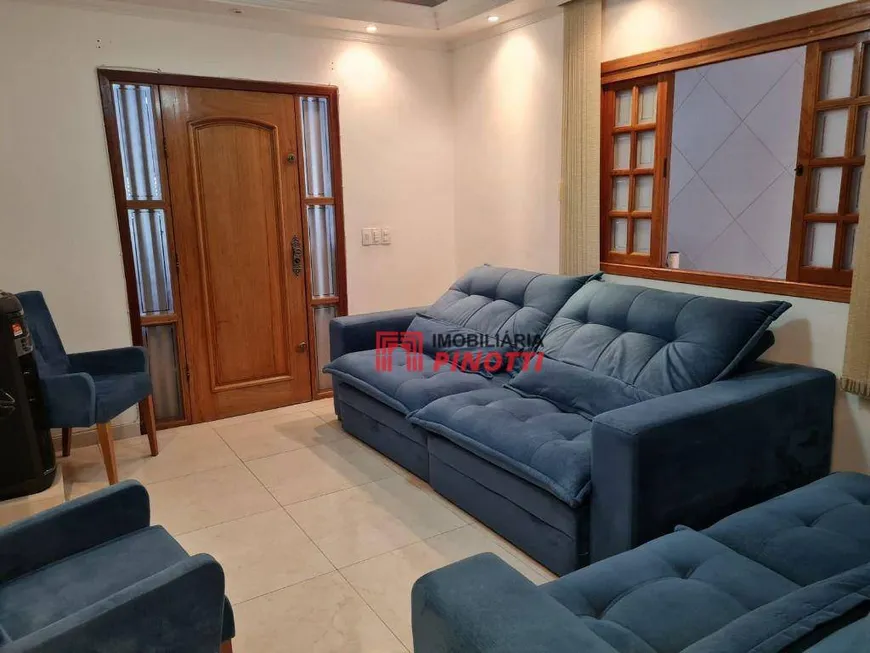 Foto 1 de Casa com 3 Quartos à venda, 137m² em Demarchi, São Bernardo do Campo