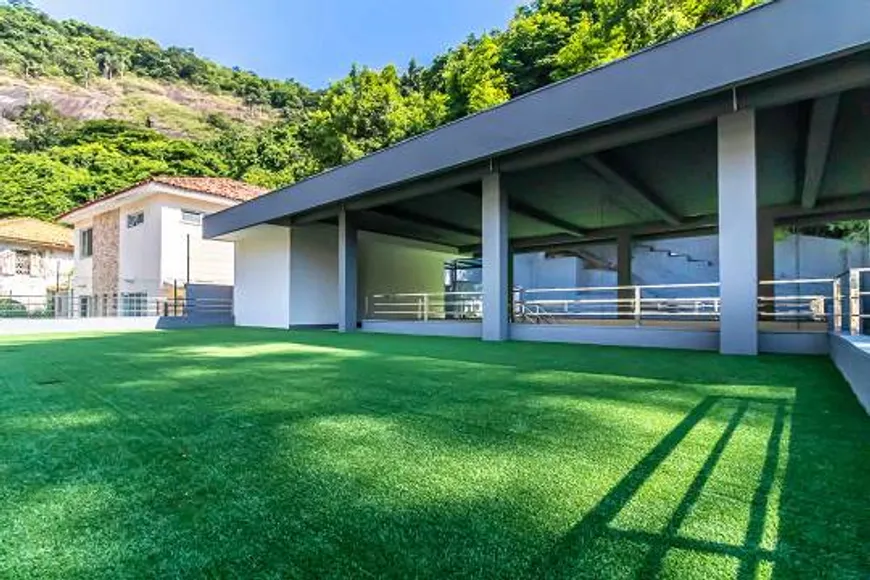 Foto 1 de Casa com 6 Quartos à venda, 680m² em Laranjeiras, Rio de Janeiro