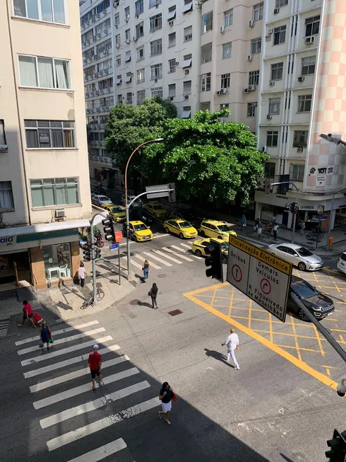 Foto 1 de Apartamento com 1 Quarto para alugar, 31m² em Copacabana, Rio de Janeiro