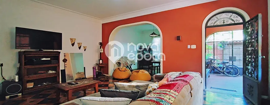 Foto 1 de Casa com 4 Quartos à venda, 434m² em Vila Isabel, Rio de Janeiro