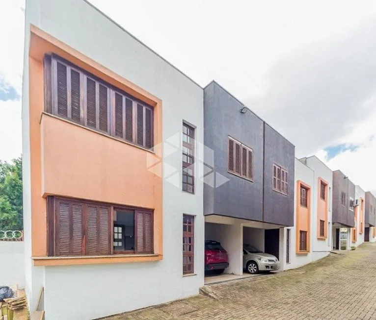 Foto 1 de Casa de Condomínio com 2 Quartos à venda, 85m² em Jardim Leopoldina, Porto Alegre