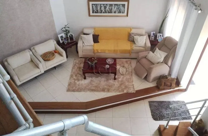 Foto 1 de Sobrado com 3 Quartos à venda, 182m² em Jardim Panorama, Valinhos