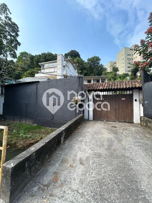 Foto 1 de Lote/Terreno à venda, 673m² em Joá, Rio de Janeiro