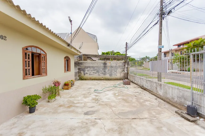 Foto 1 de Casa com 4 Quartos à venda, 140m² em Fazendinha, Curitiba