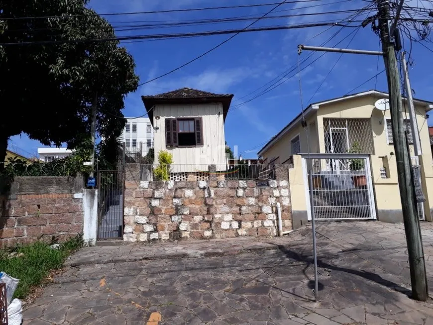 Foto 1 de Lote/Terreno à venda, 227m² em Nonoai, Porto Alegre