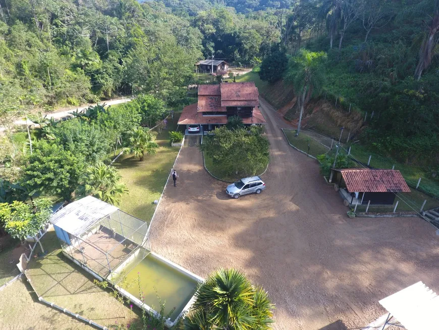 Foto 1 de Fazenda/Sítio com 3 Quartos para venda ou aluguel, 60000m² em Alto Gasparinho, Gaspar