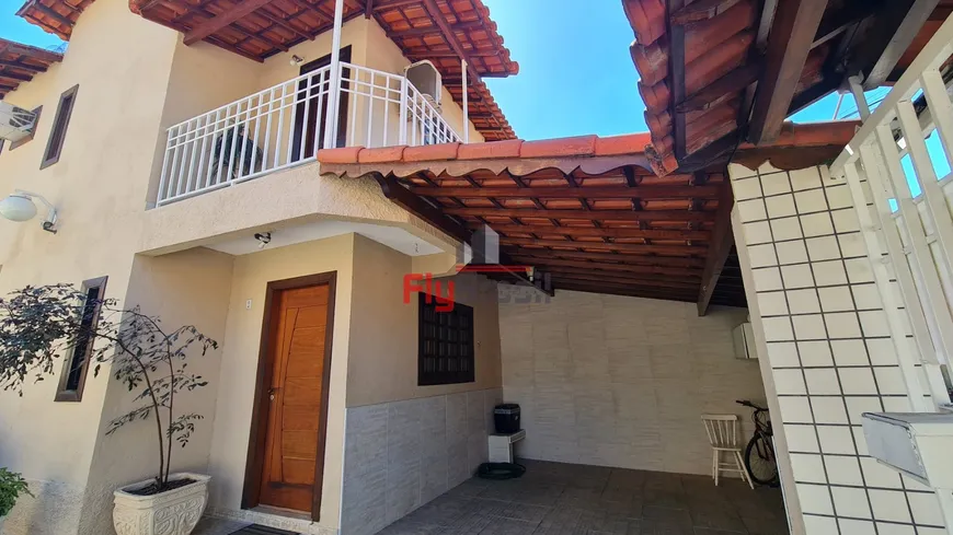 Foto 1 de Casa com 2 Quartos à venda, 74m² em da Luz, Nova Iguaçu