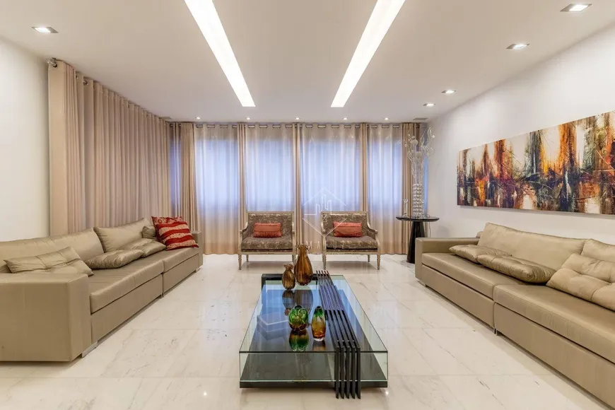 Foto 1 de Apartamento com 4 Quartos à venda, 271m² em Belvedere, Belo Horizonte