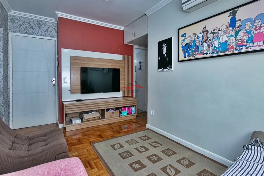 Foto 1 de Apartamento com 2 Quartos à venda, 59m² em São Sebastião, Porto Alegre