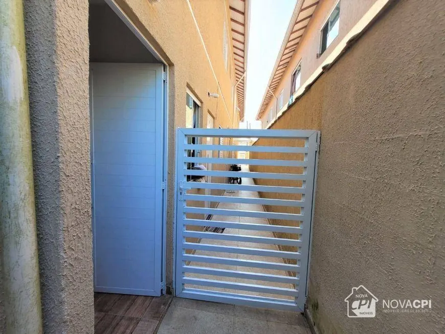 Foto 1 de Casa de Condomínio com 2 Quartos à venda, 49m² em Jardim Melvi, Praia Grande