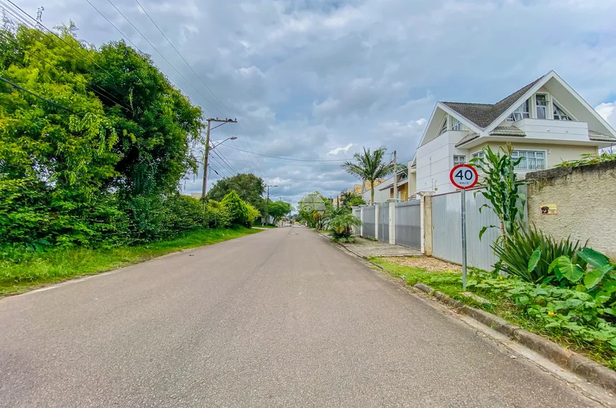 Foto 1 de Lote/Terreno à venda, 333m² em Boqueirão, Curitiba