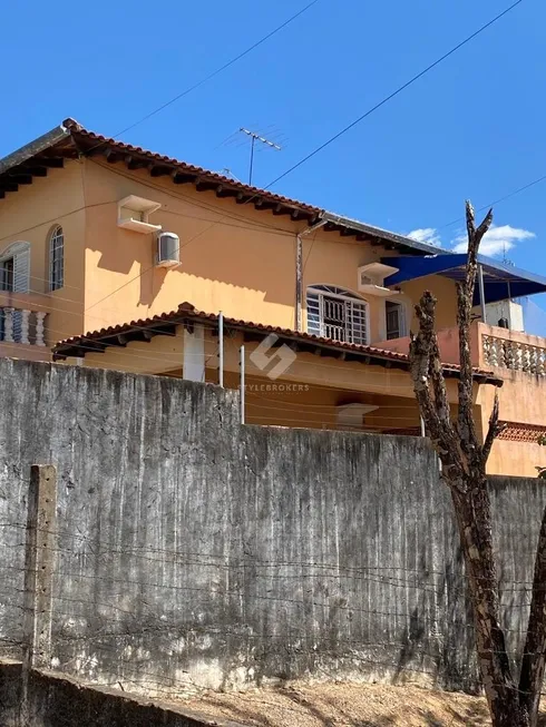 Foto 1 de Casa com 4 Quartos à venda, 430m² em Bosque da Saúde, Cuiabá