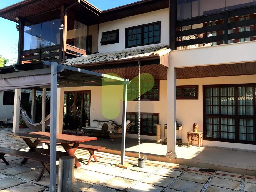 Foto 1 de Casa com 4 Quartos à venda, 300m² em Cancela Preta, Macaé