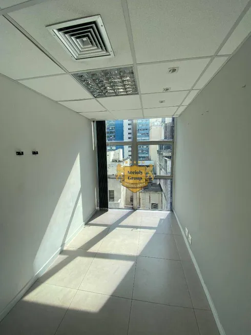 Foto 1 de Sala Comercial para alugar, 298m² em Centro, Rio de Janeiro