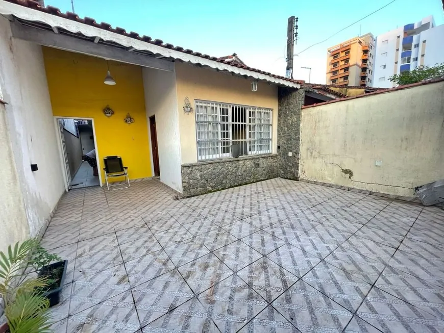 Foto 1 de Casa com 2 Quartos à venda, 84m² em Vila Sao Paulo, Mongaguá