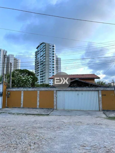Foto 1 de Casa com 3 Quartos à venda, 230m² em Manoel Dias Branco, Fortaleza