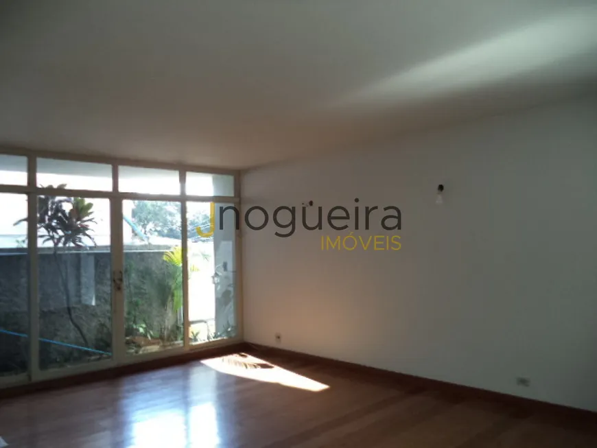 Foto 1 de Casa com 3 Quartos à venda, 307m² em Jardim Brasil, São Paulo
