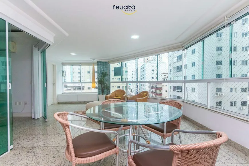 Foto 1 de Apartamento com 3 Quartos à venda, 131m² em Centro, Balneário Camboriú