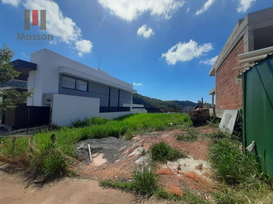 Foto 1 de Lote/Terreno à venda, 300m² em Salvaterra, Juiz de Fora