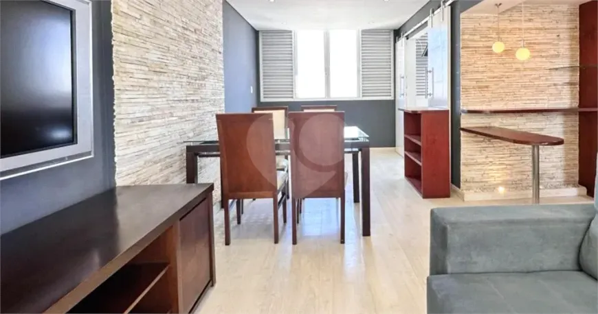 Foto 1 de Apartamento com 1 Quarto à venda, 48m² em Vila Madalena, São Paulo