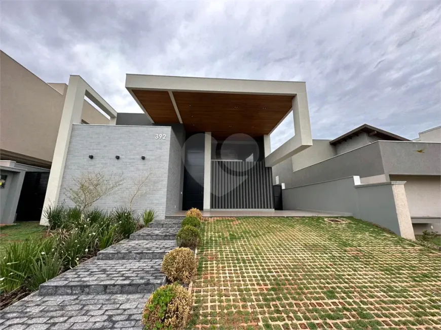 Foto 1 de Casa com 3 Quartos à venda, 198m² em Alphaville Campo Grande, Campo Grande