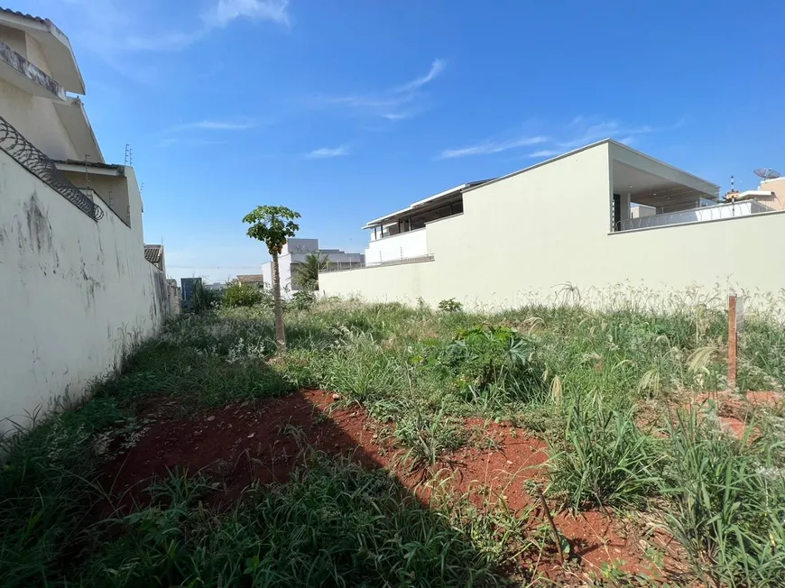 Foto 1 de Lote/Terreno à venda, 360m² em Residencial Interlagos, Rio Verde